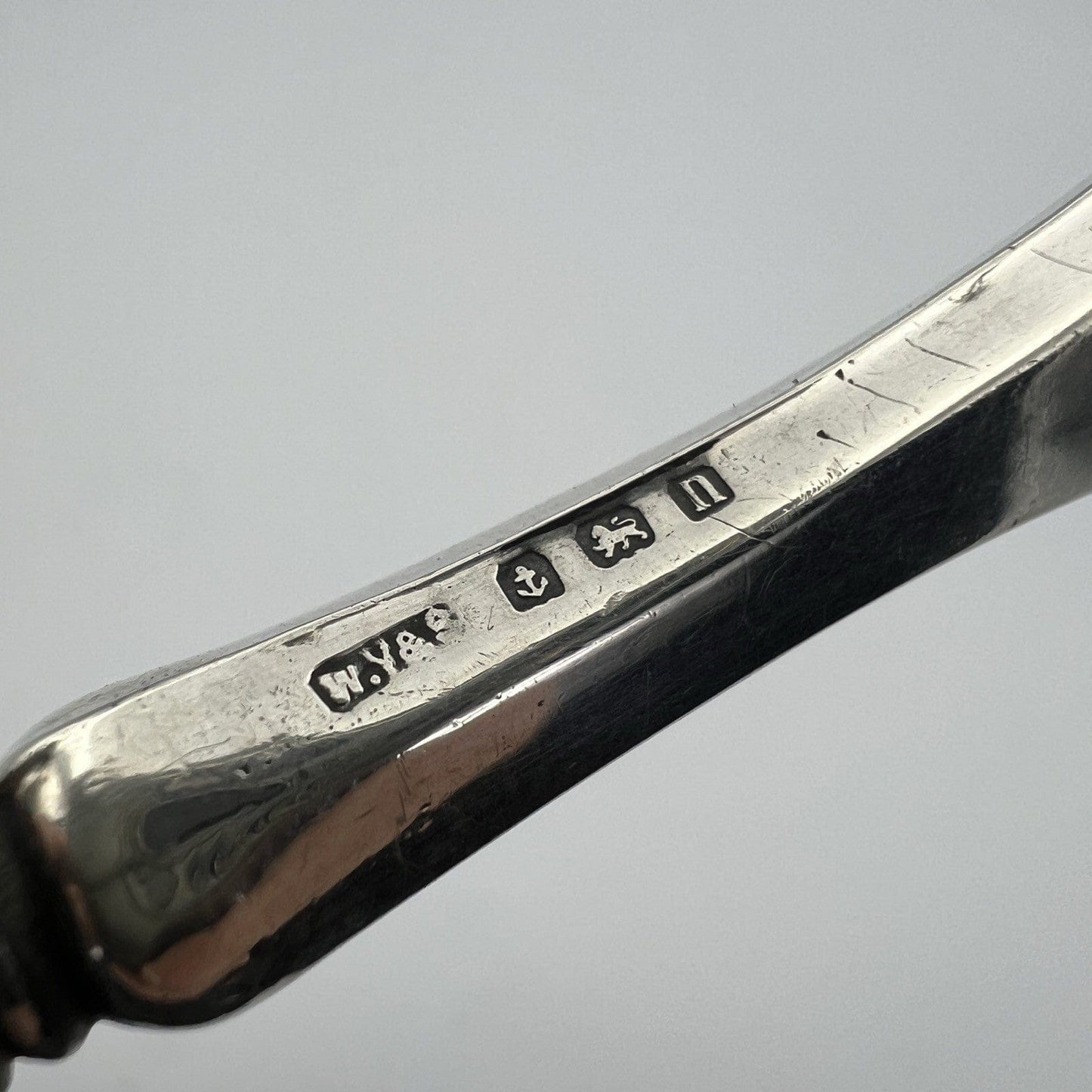 Tiralacci Antico in argento 925 inglese da toilette sterling d'epoca anno 1910 Categoria  Sheffield & Argento