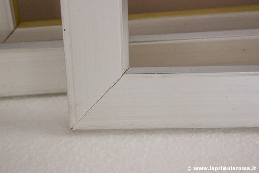 TRE CORNICI VINTAGE IN LEGNO DIPINTE BIANCHE cm 66X56  PASSEPARTOUT X QUADRI Categoria  Specchi e Cornici