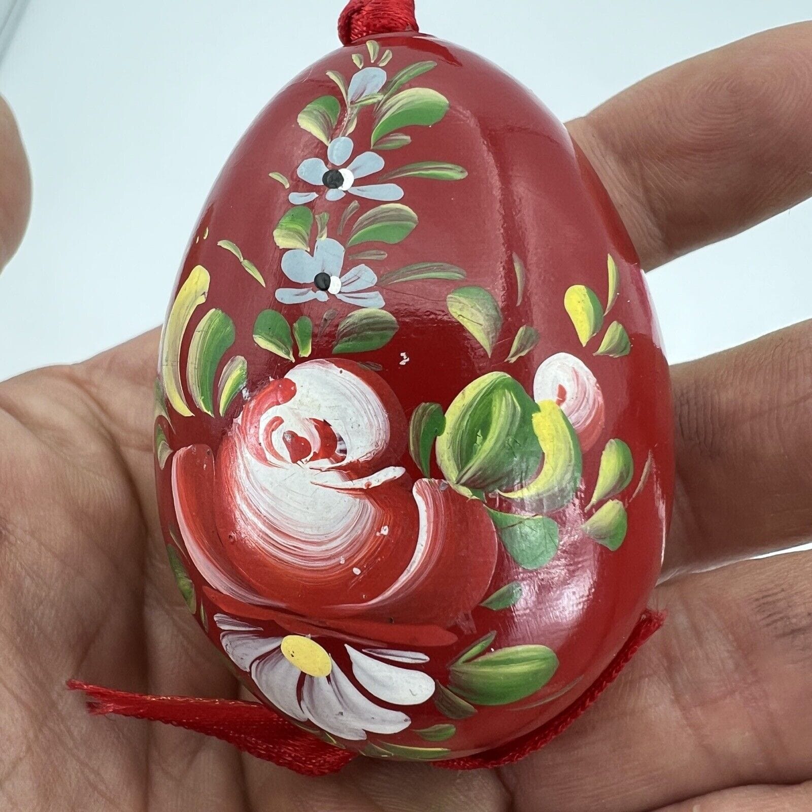 Uovo da collezione decorativo in legno dipinto rosso per Pasqua vintage Categoria  .Tutti gli articoli