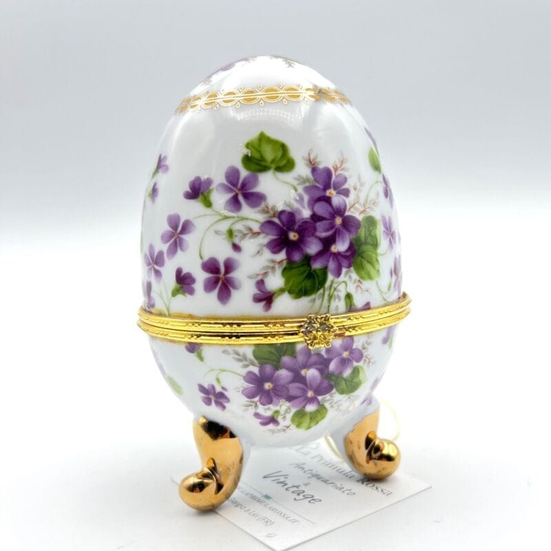 Uovo da Collezione in Porcellana bianca Viole ceramica portagioie stile Faberge' Categoria  Altro