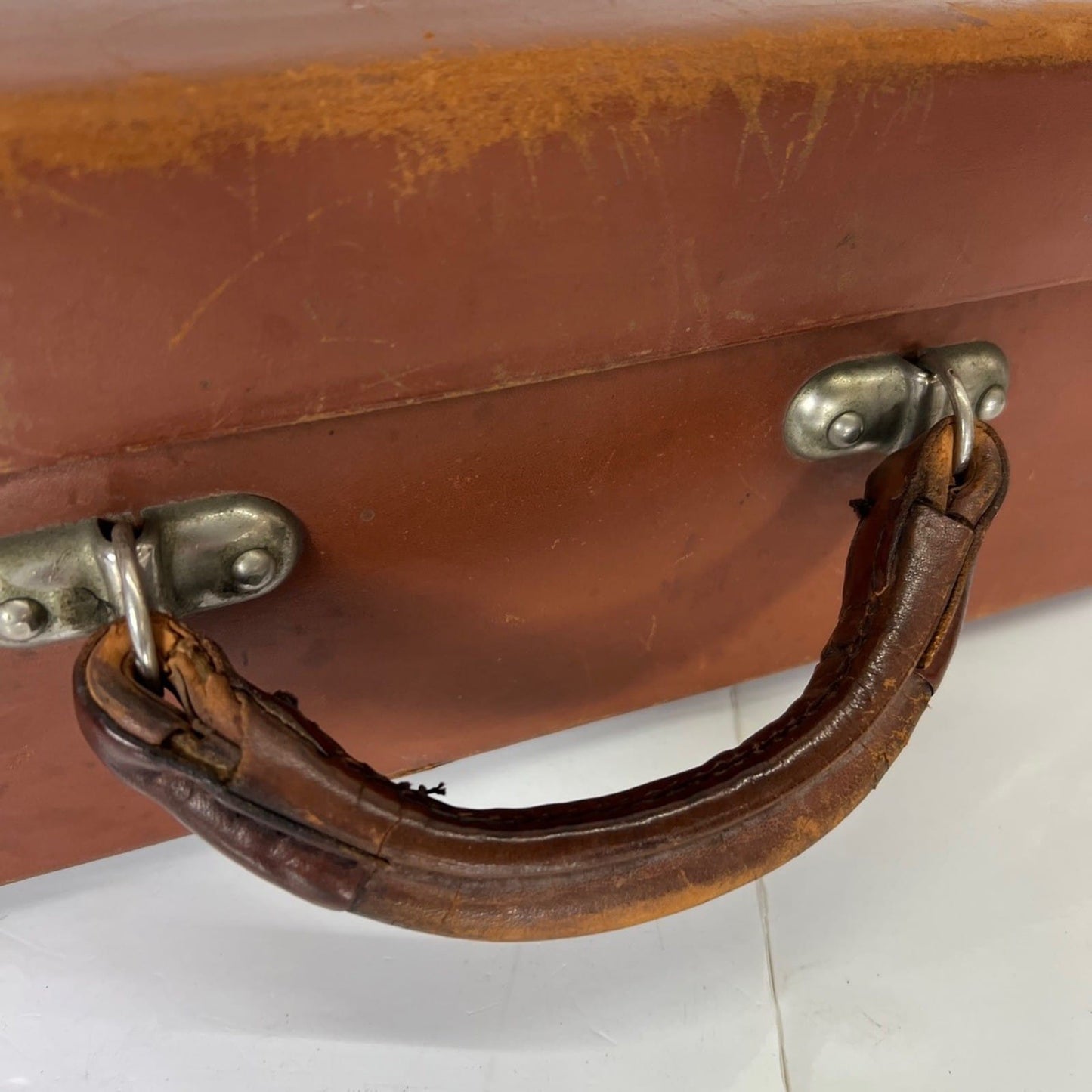 Valigia vintage anni 40 in pelle marrone Borsa Antica bagaglio da viaggio rigida Categoria  Vintage