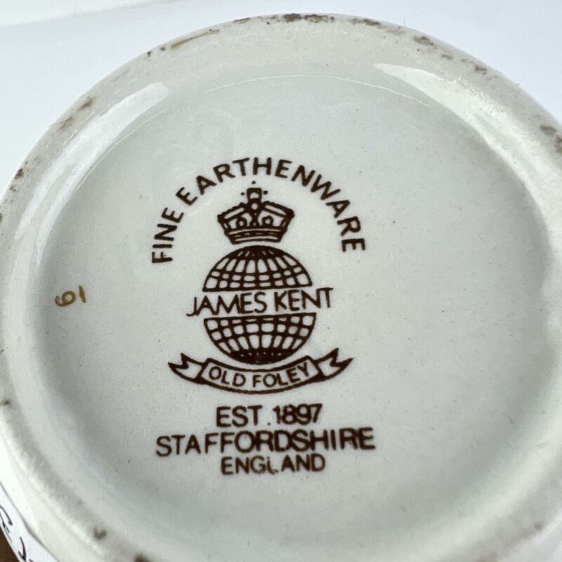 Vaso in ceramica portafiori vintage Inglese piccolo vasetto stretto con Peonie Categoria  Vetri e Cristalli