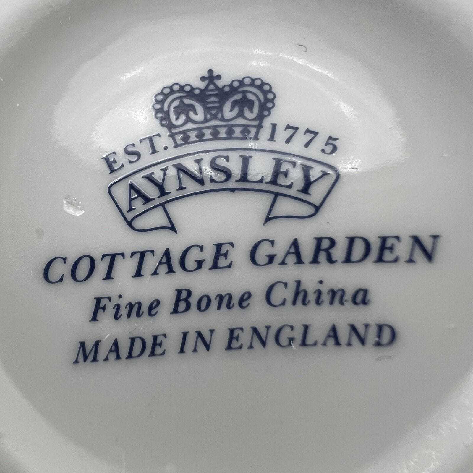 Vaso in porcellana portafiori vintage piccolo vasetto stretto monofiore Aynsley Categoria  Vasi e Portafiori