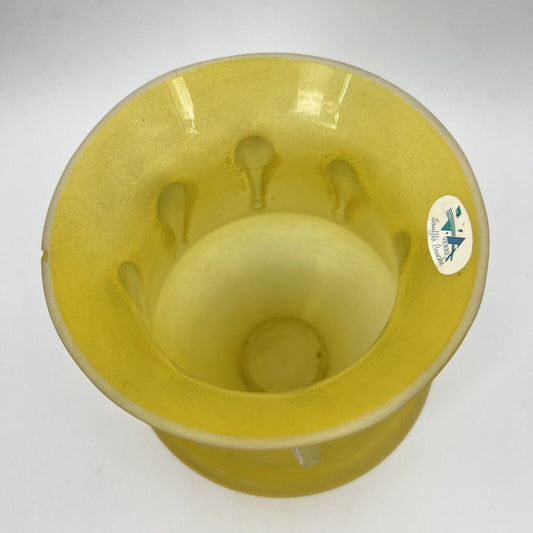Vaso in Vetro soffiato Giallo anni 80 di Design Modernariato Vintage porta fiori Categoria  Vetri e Cristalli