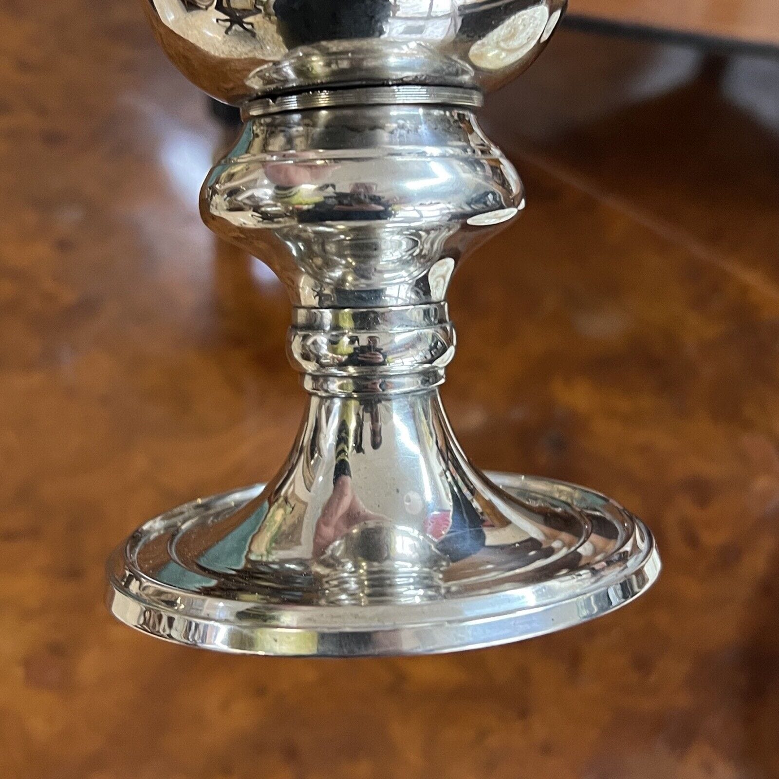 Vaso porta fiori a tromba in Argento placcato stile Antico silverplate cesellato Categoria  Sheffield & Argento