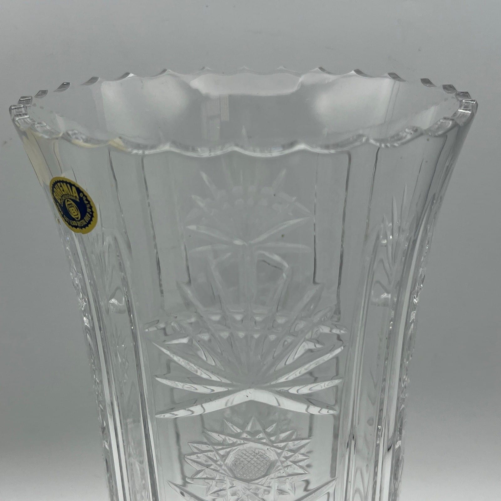 Vaso porta fiori in vetro critallo di boemia molato sfacettato grande Vintage Categoria  Vetri e Cristalli