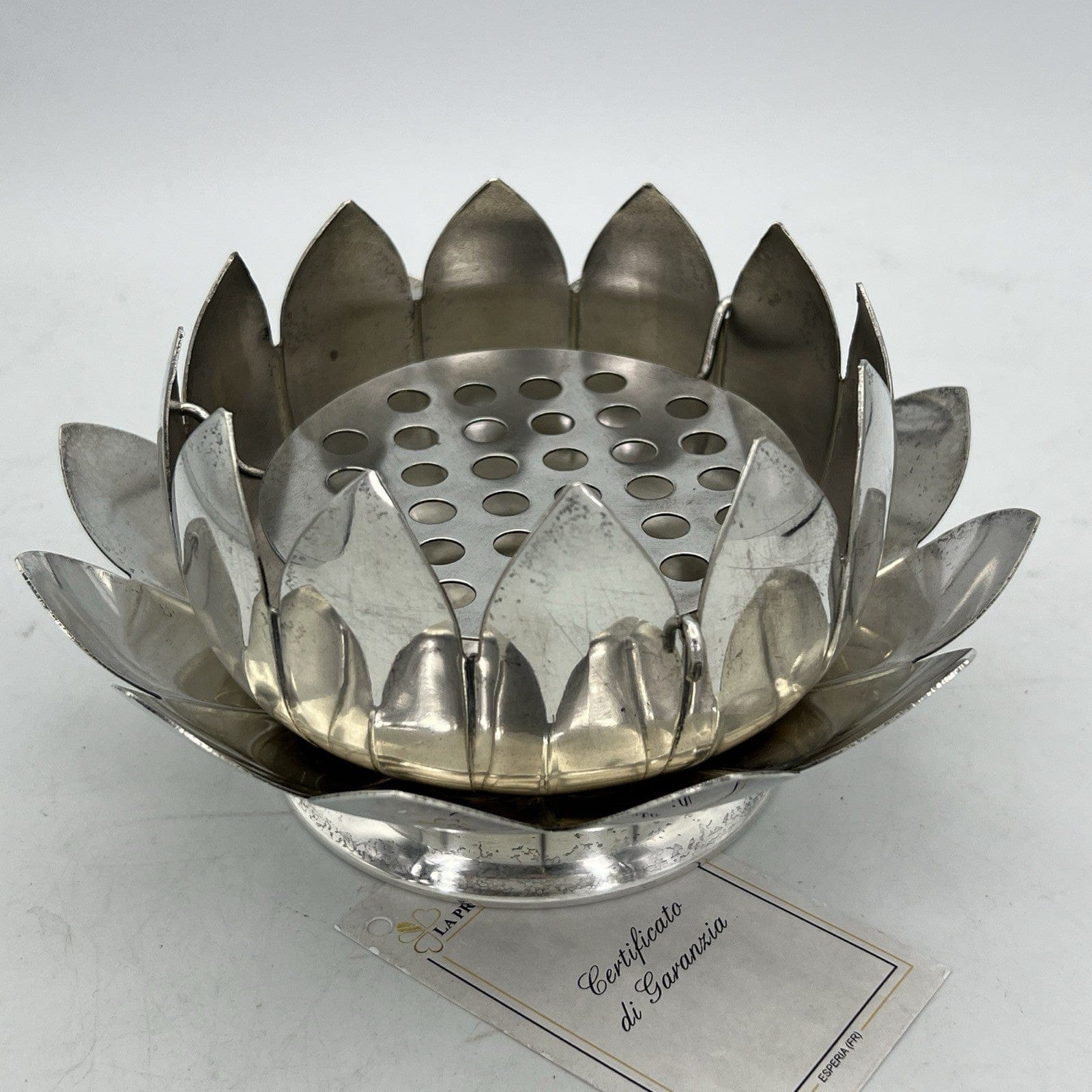 Vaso Portafiori in argento silver plated ciotola fiori di loto anni 70 Ciotola Categoria  Sheffield & Argento