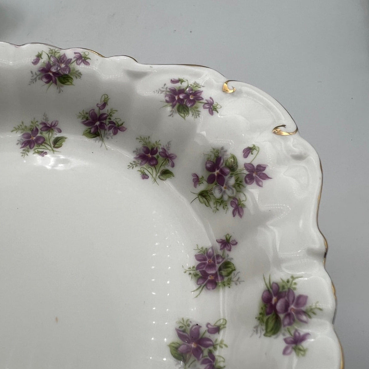 Vassoio vassoietto Ovale in porcellana Royal Albert Sweet Violets Violette Categoria  Piatti Vassoio