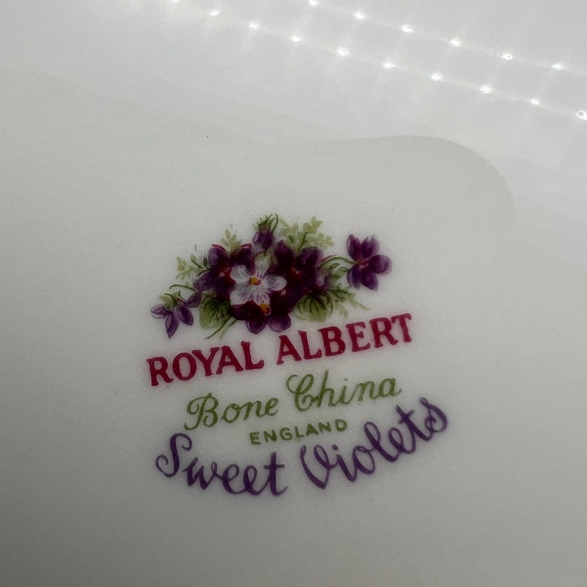 Vassoio vassoietto Ovale in porcellana Royal Albert Sweet Violets Violette Categoria  Piatti Vassoio