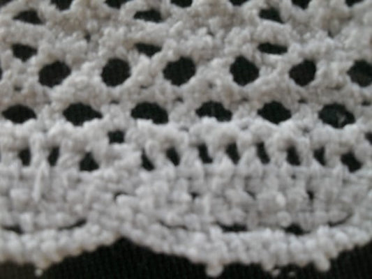 VECCHIO PIZZO AD UNCINETTO \ ANTICA BORDURA L. CM 120 VINTAGE HAND MADE CROCHET Categoria  Corredo Pizzi e Tessuti