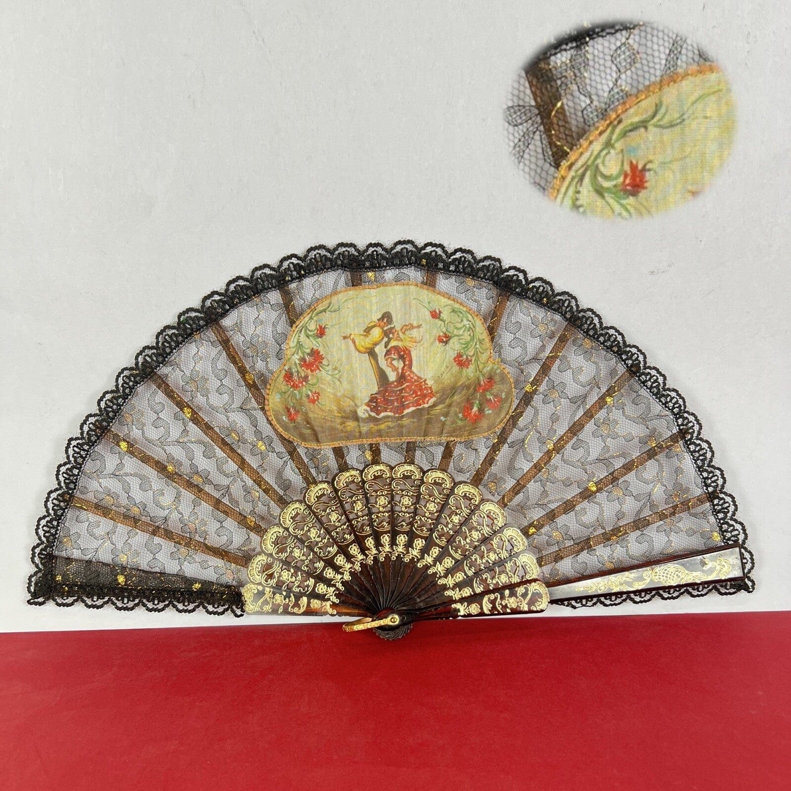 Ventaglio vintage spagnolo Nero in pizzo per signora traforato dipinto Flamenco Categoria  Ventagli
