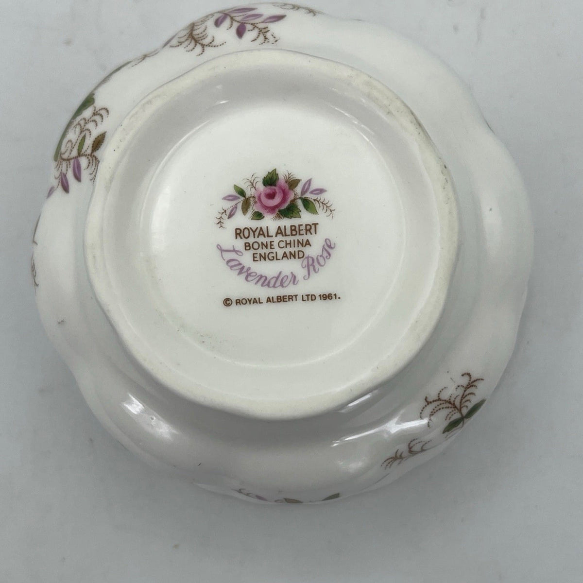 Zuccheriera aperta ciotola  Royal Albert Lavender Rose 1961 in Porcellana Rose Categoria  Centrotavola e Ciotole