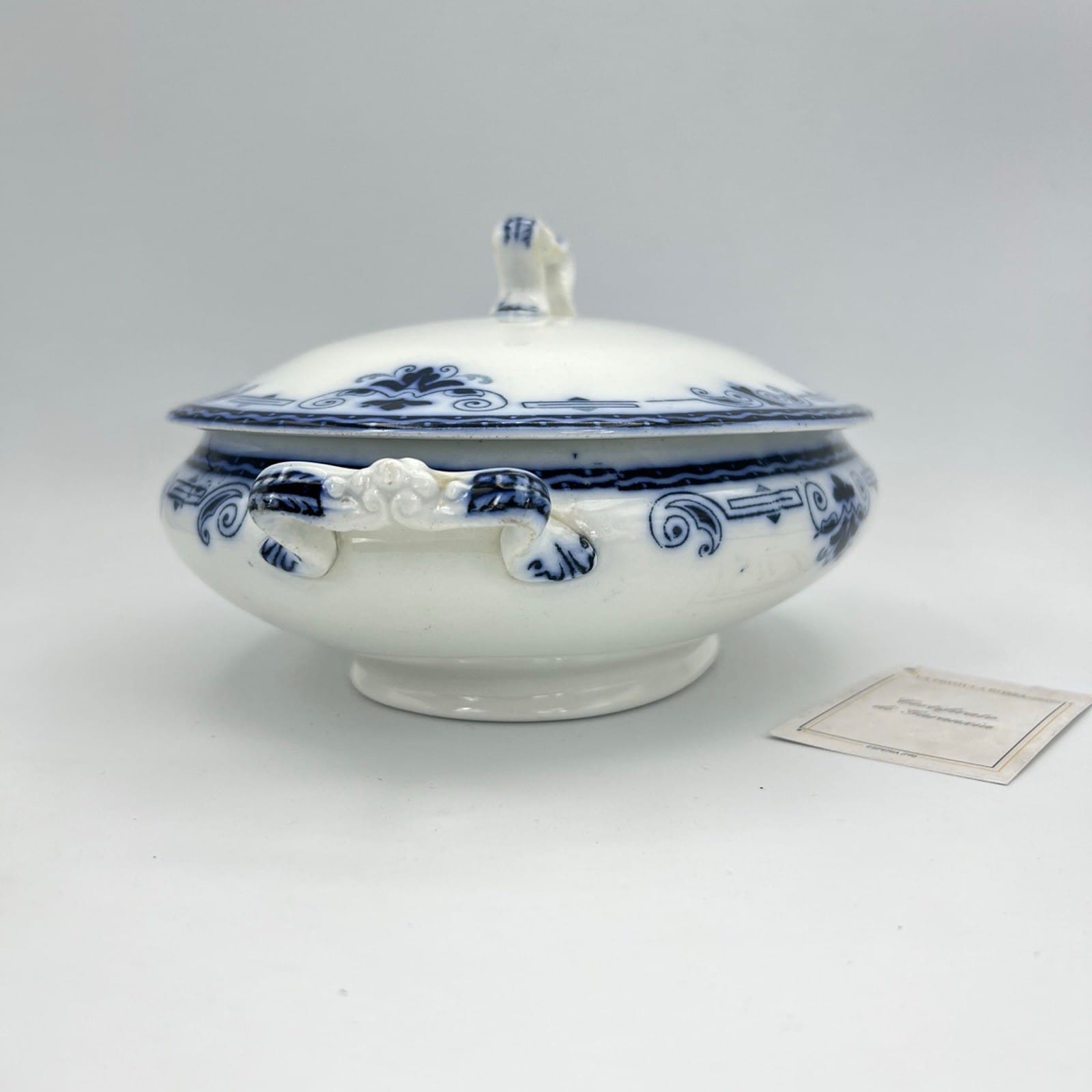 Zuppiera antica inglese in ceramica Legumiera epoca 900 bianca Blu Centrotavola Categoria  Zuppiere