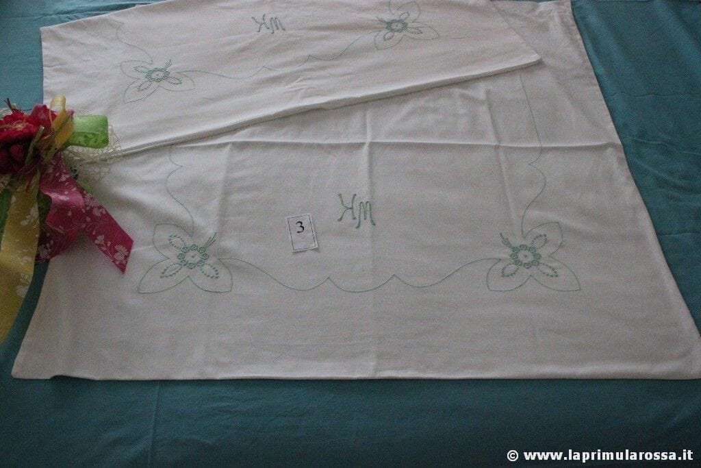 3 -  COPPIA DI MAXI FEDERE VINTAGE CON RICAMO VERDE cm 74X77 - COPRIGUANCIALE Corredo Pizzi e Tessuti