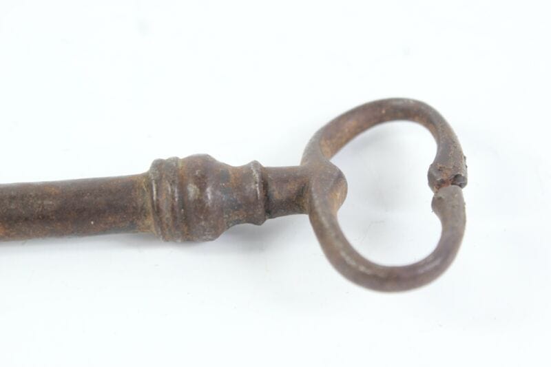 Antica chiave in ferro battuto grande per porta serratura vecchia ferramenta n Restauro
