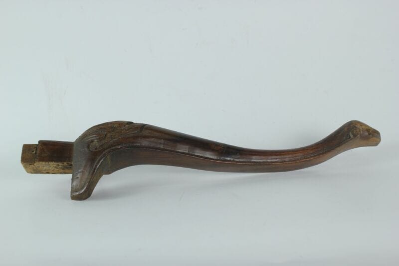 Antica coppia di gambe in legno per sedia vecchio piede di mobile d'epoca Restauro