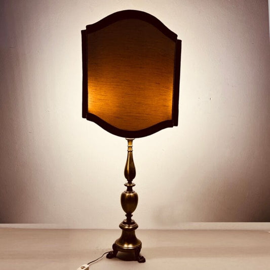 Antica lampada da tavolo in Bronzo dorato con piedi di Leone Paralume Sagomato Lampade Appliques