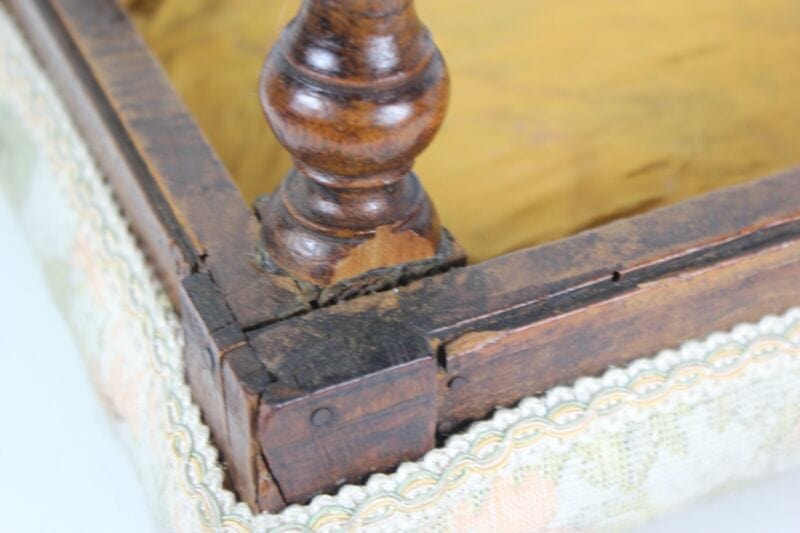 Antica Panchetta imbottita sgabello pouf panca in legno e tessuto stile 800 Arredamento