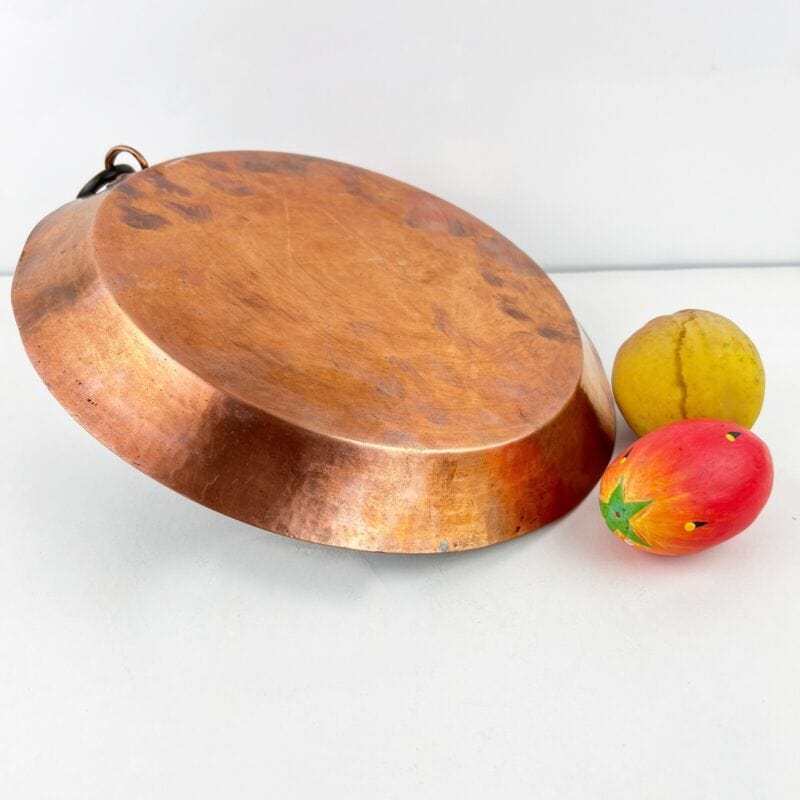 Antica Pentola in rame padella tegame teglia rotonda stagnata piatto casseruola Ottone