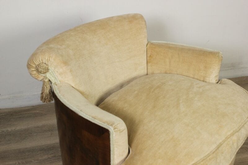 Antica poltrona poltroncina art deco sedia imbottita beige vintage in legno noce Arredamento