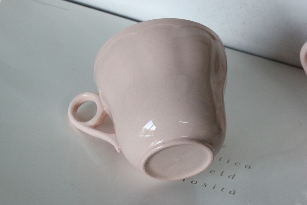 ANTICA TAZZA DA TE' IN CERAMICA COLORE ROSA TAZZE INGLESI ANNI 30 Ceramiche e Porcellane