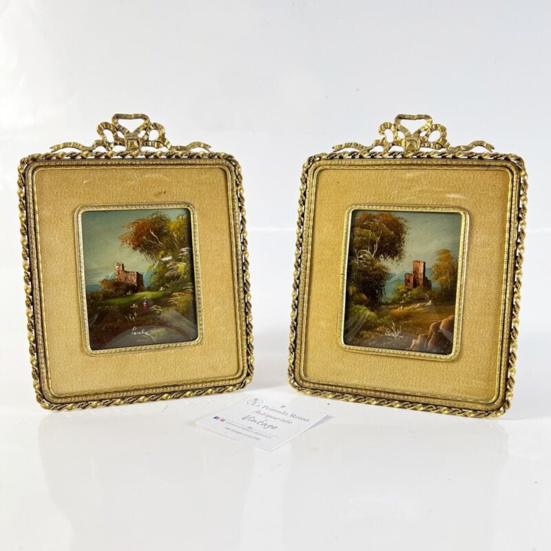 Antichi quadretti in miniatura Dipinti vintage cornice ottone bronzo con fiocco Quadri