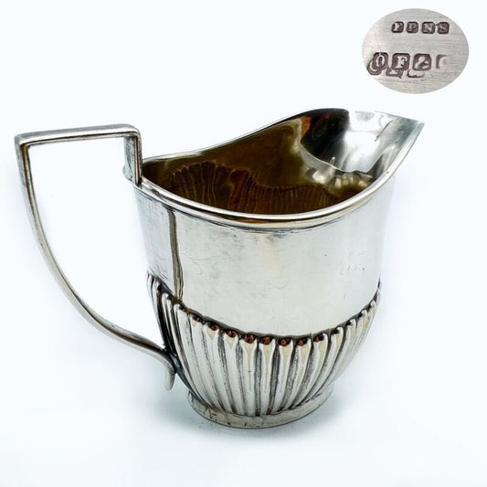 ANTICO BRICCO PER LATTE IN ARGENTO SHEFFIELD LATTIERA IN SILVER PLATE INGLESE di Sheffield & Argento