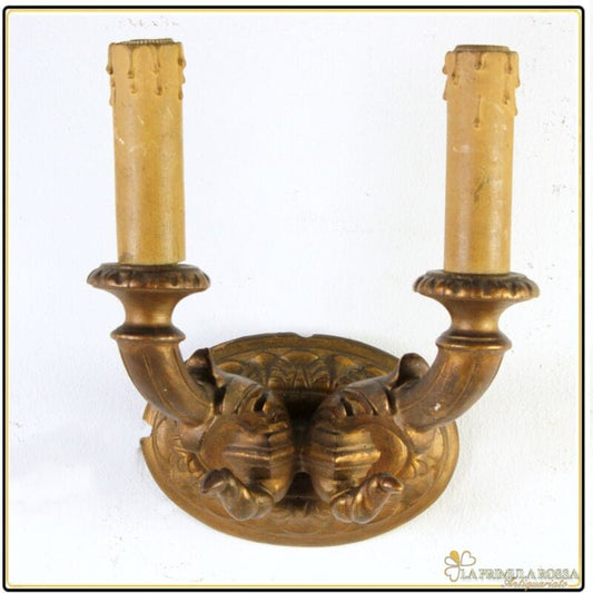 Antico candeliere da parete a due fiamme in legno dorato applique barocco oro Lampade Appliques