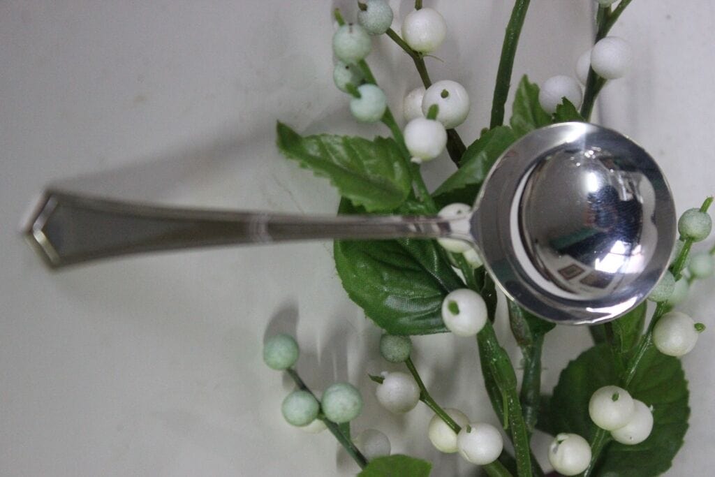 ANTICO CUCCHIAIO IN SILVER PLATE POSATA D'EPOCA  PER DOLCE CONFETTI DESSERT Sheffield & Argento