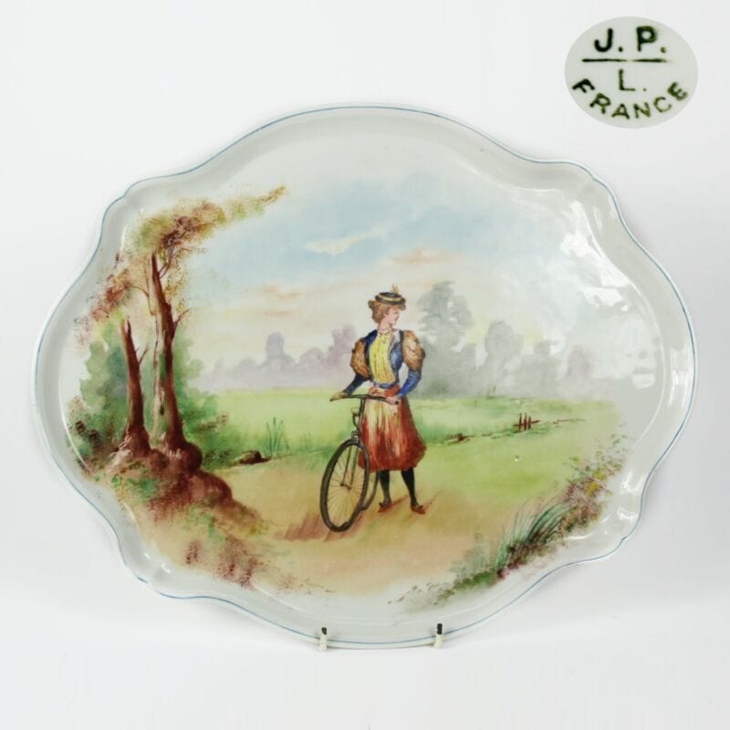 Antico Piatto decorativo vassoio in porcellana di Limoges dipinto a mano Pouyat Ceramiche e Porcellane