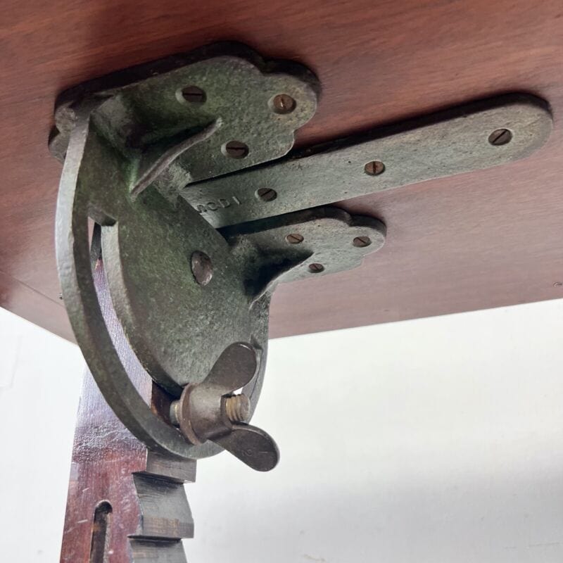 Antico tavolo tavolino da letto per colazione lettura con ruote pieghevole 800 Arredamento