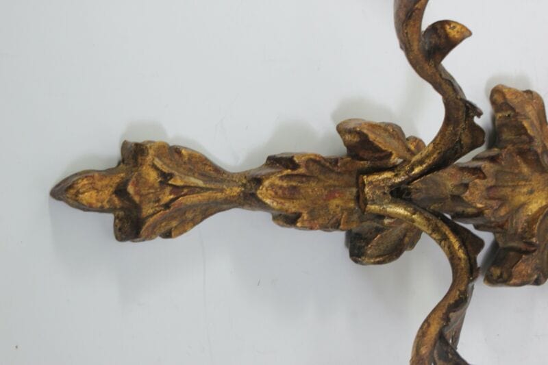 Applique vintage stile antico in legno dorato oro lampada da parete a due luci . Lampade Appliques