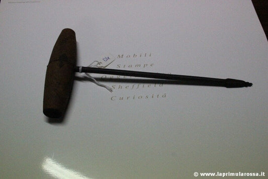 art. 4 - GRANDE  PUNTERUOLO ANTICO L cm 23 - VECCHIO TRAPANO A MANO MANUALE - Restauro