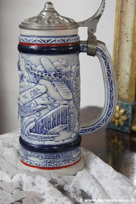 BOCCALE D'EPOCA MARCA AVON IN CERAMICA H 25 CM  STORIA DELL'AVIAZIONE ANNO 1981 Birra & dintorni