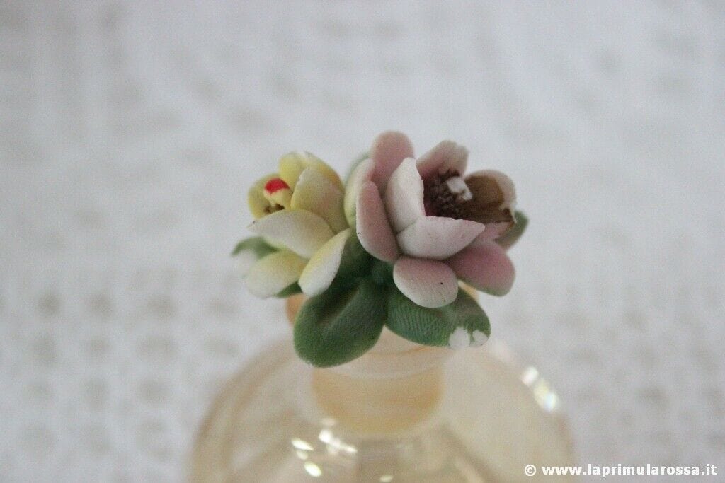 BOTTIGLIETTA PORTA PROFUMO VINTAGE VETRO TAPPO PORCELLANA FIORI PERFUME BOTTLE Vetri e Cristalli