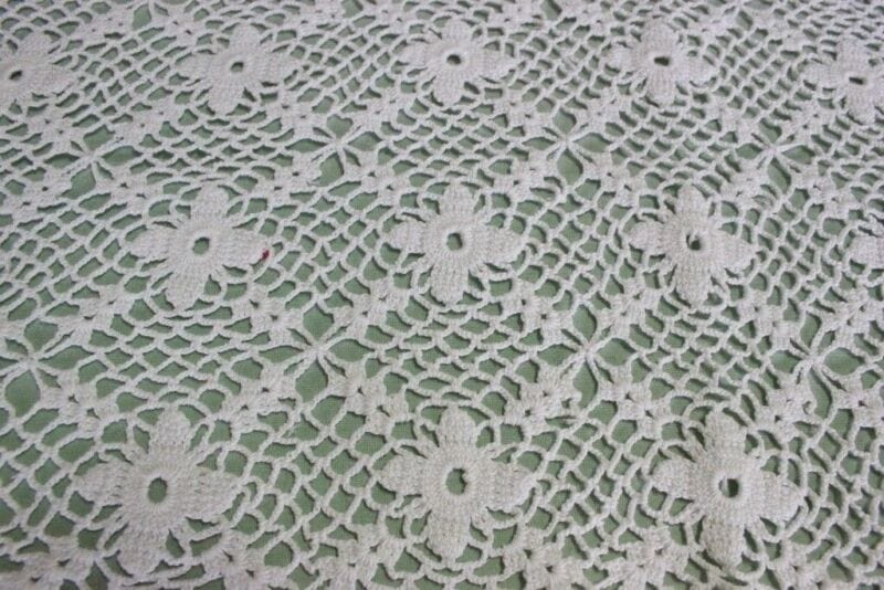 CENTRO VINTAGE IN COTONE BIANCO LAVORATO AD UNCINETTO cm 65x65 CROCHET HAND MADE Corredo Pizzi e Tessuti