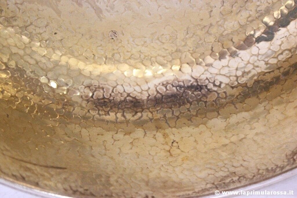 CENTROTAVOLA ANNI '70 IN SILVERPLATE E VERMEILLE VINTAGE EPNS HAMMERED  BOWL Sheffield & Argento