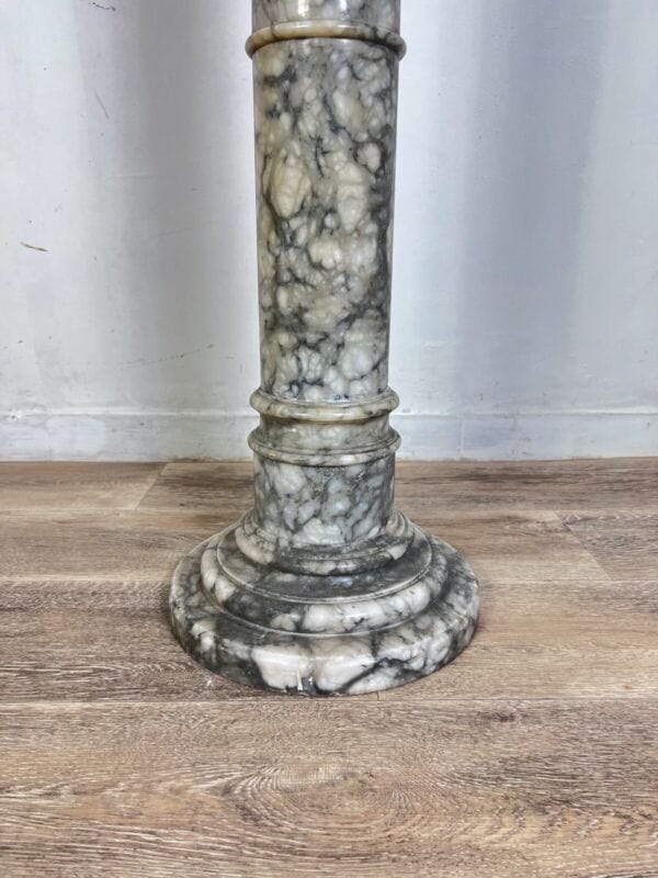 Colonna in marmo stile antico classico 800 porta vaso piedistallo trespolo Arredamento