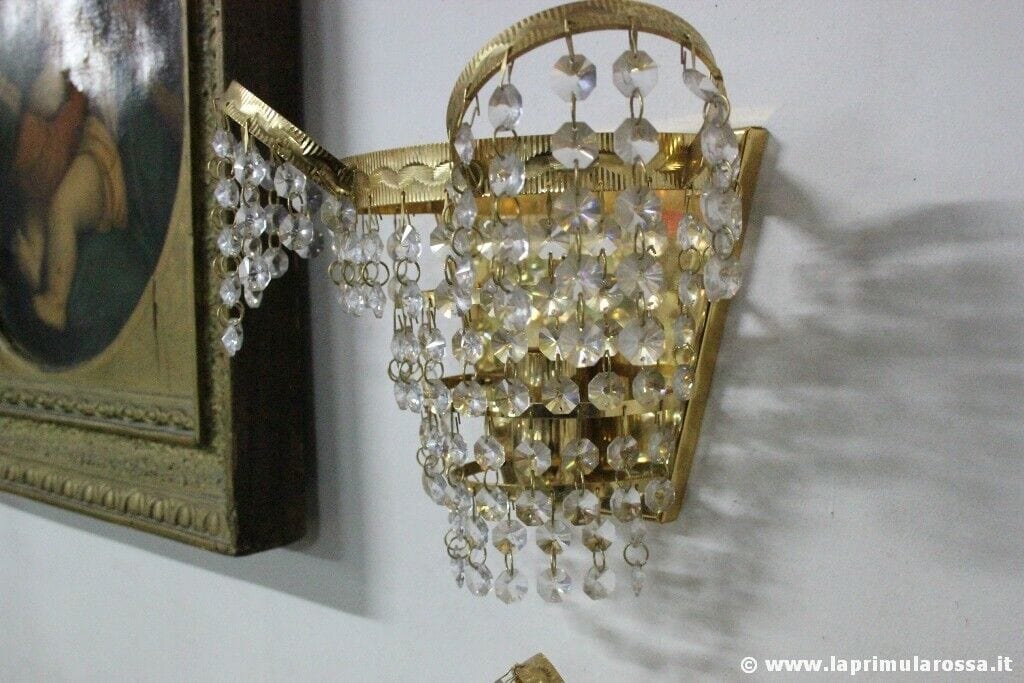 COPPIA  APPLIQUE IN METALLO DORATO E CRISTALLI  VINTAGE ITALIAN WALL SCONES Lampade Appliques