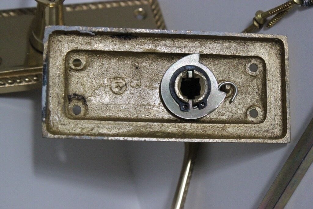 COPPIA DI MANIGLIE VINTAGE IN OTTONE  / MANIGLIA  PER PORTA INTERNA Restauro