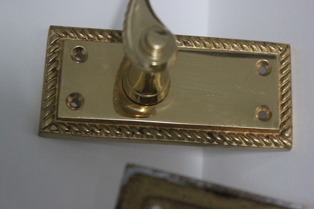 COPPIA DI MANIGLIE VINTAGE IN OTTONE  / MANIGLIA  PER PORTA INTERNA Restauro