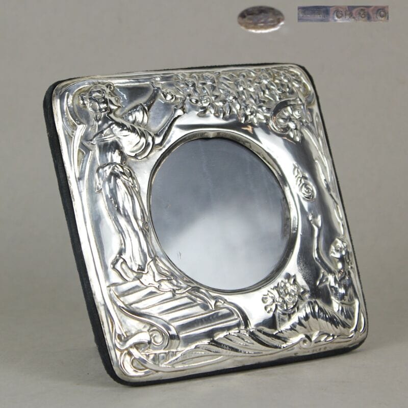 LONAGO Orecchini Personalizzati In Argento Sterling 925 - Cerchio Infinito Con Nome Inciso, Regalo Unico Per Lei