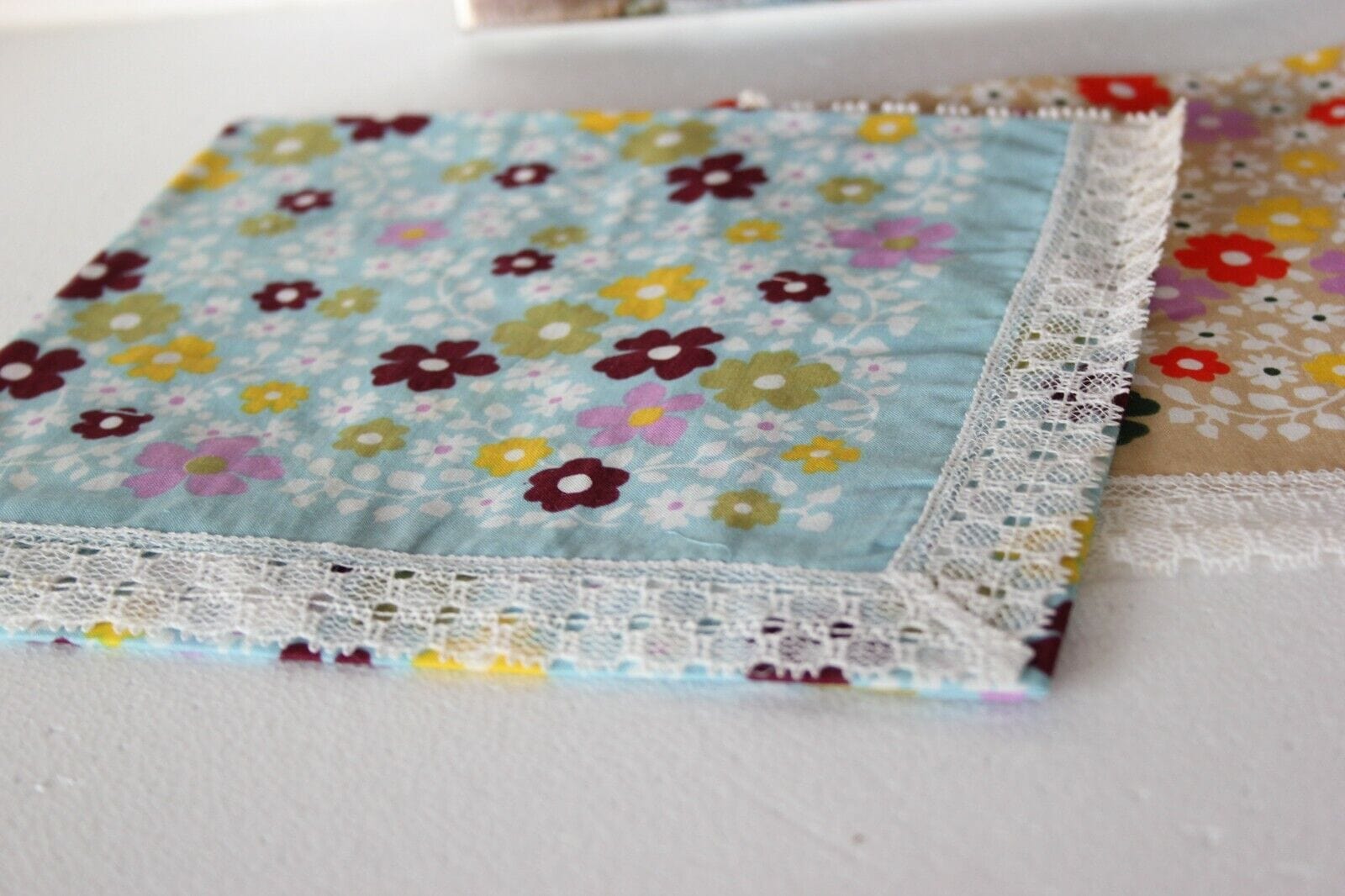 DIECI FAZZOLETTI VINTAGE COTONE A FIORI DA DONNA  WINKLER SCATOLA ORIGINALE Corredo Pizzi e Tessuti