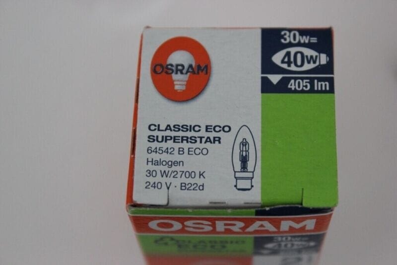 DUE LAMPADINE ALOGENE A CANDELA OSRAM  40 watt INNESTO A BAIONETTA  B22 Lampade Appliques