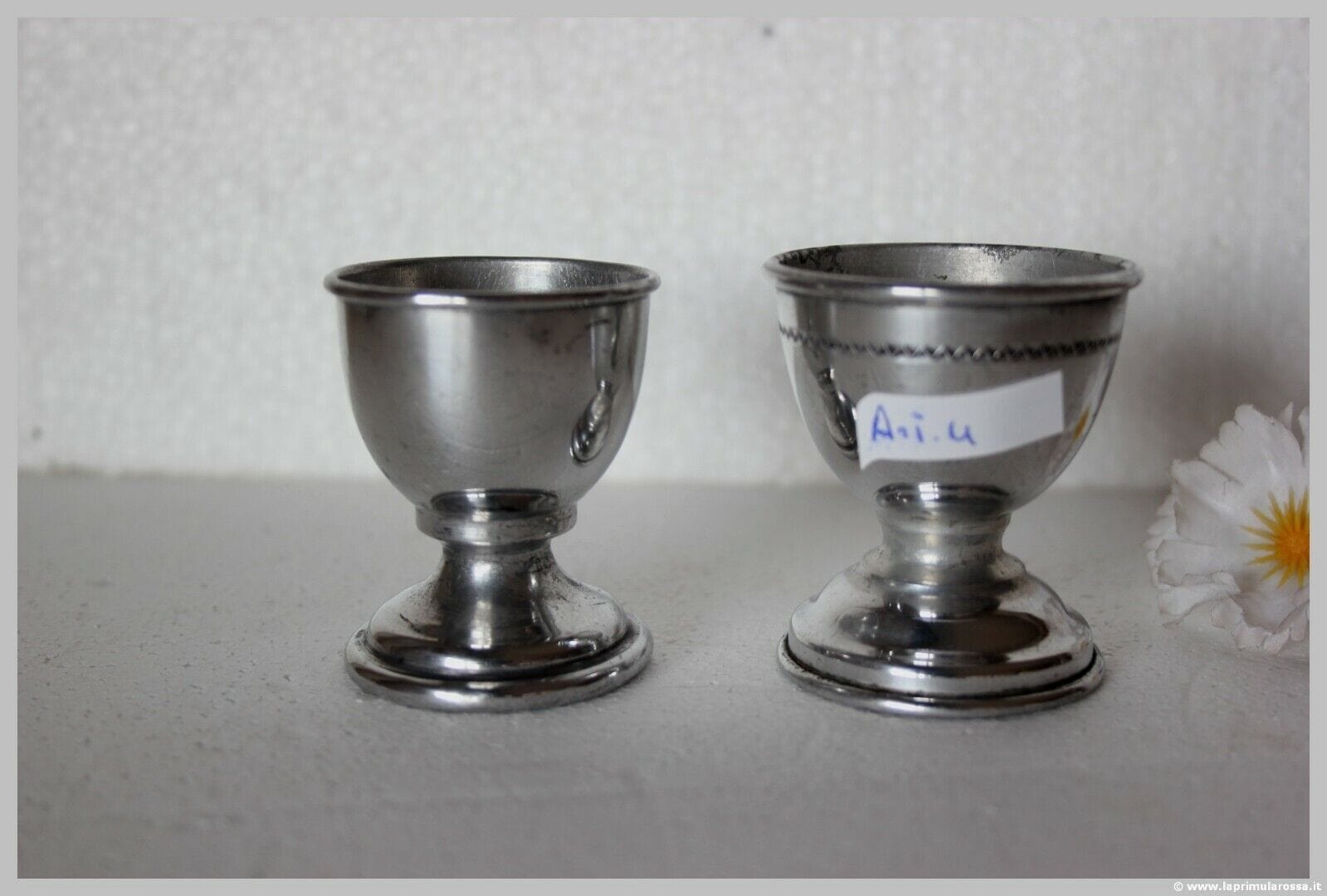 DUE PORTAUOVA ANNI '60 IN LATTA RETRO' TWO VINTAGE METAL  EGG CUPS 1960s Other