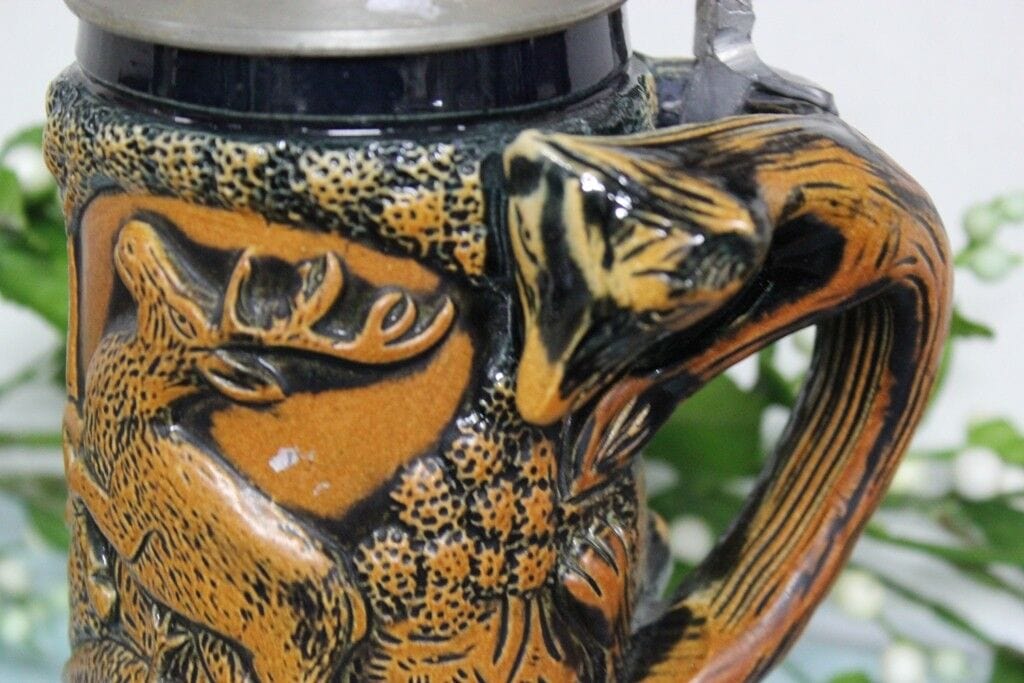 JAGER FREUD DIE GRUNE HEID BOCCALE D'EPOCA IN CERAMICA MANICO CON VOLPE H CM 24 Birra & dintorni