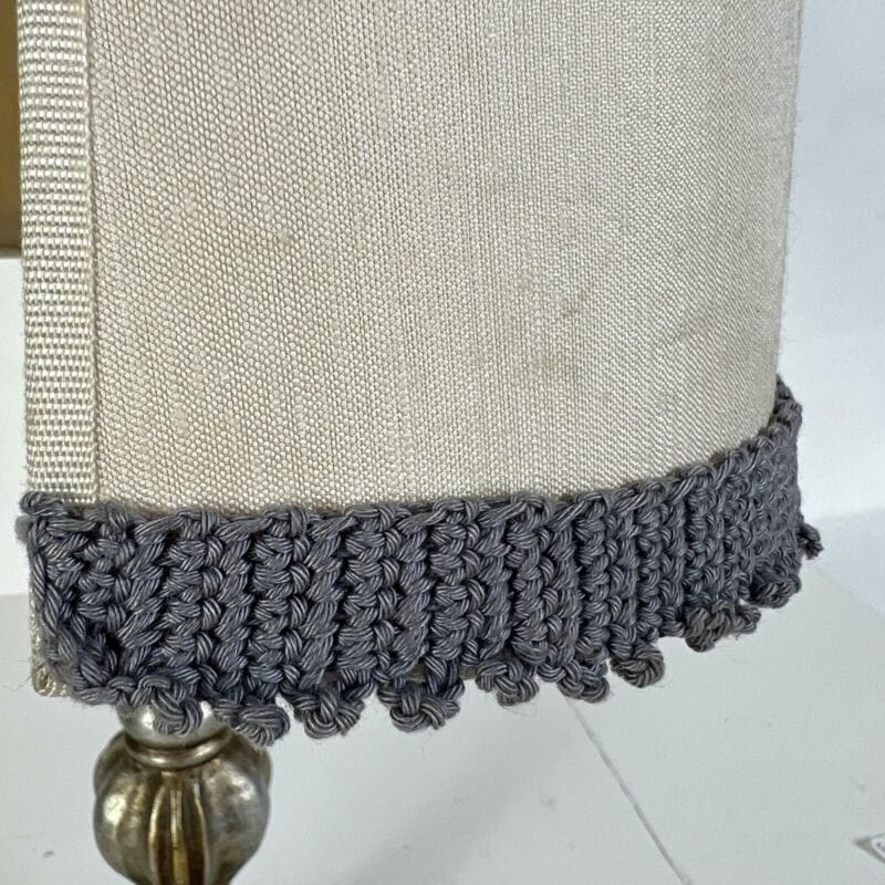 Lampada antica da tavolo vintage Abatjour argento Lume in legno con paralume Lampade Appliques