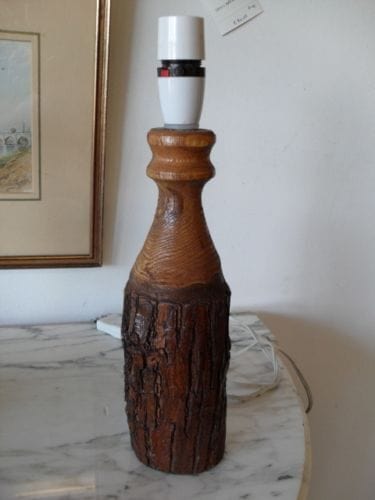 LAMPADA COUNTRY VINTAGE IN LEGNO  - VECCHIO LUME RUSTICO DA TAVOLO Lampade Appliques