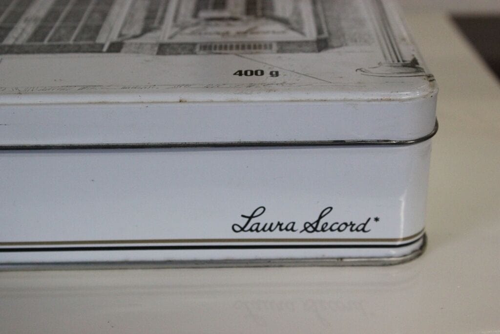 LAURA SECORD BISCUIT ASSORTMENT  SCATOLA D'EPOCA  IN LATTA / VINTAGE TIN BOX Pubblicità vintage