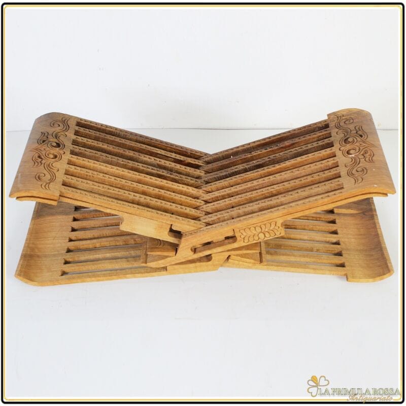 Leggio antico in legno intagliato per corano supporto pieghevole porta libro Complementi d'arredo